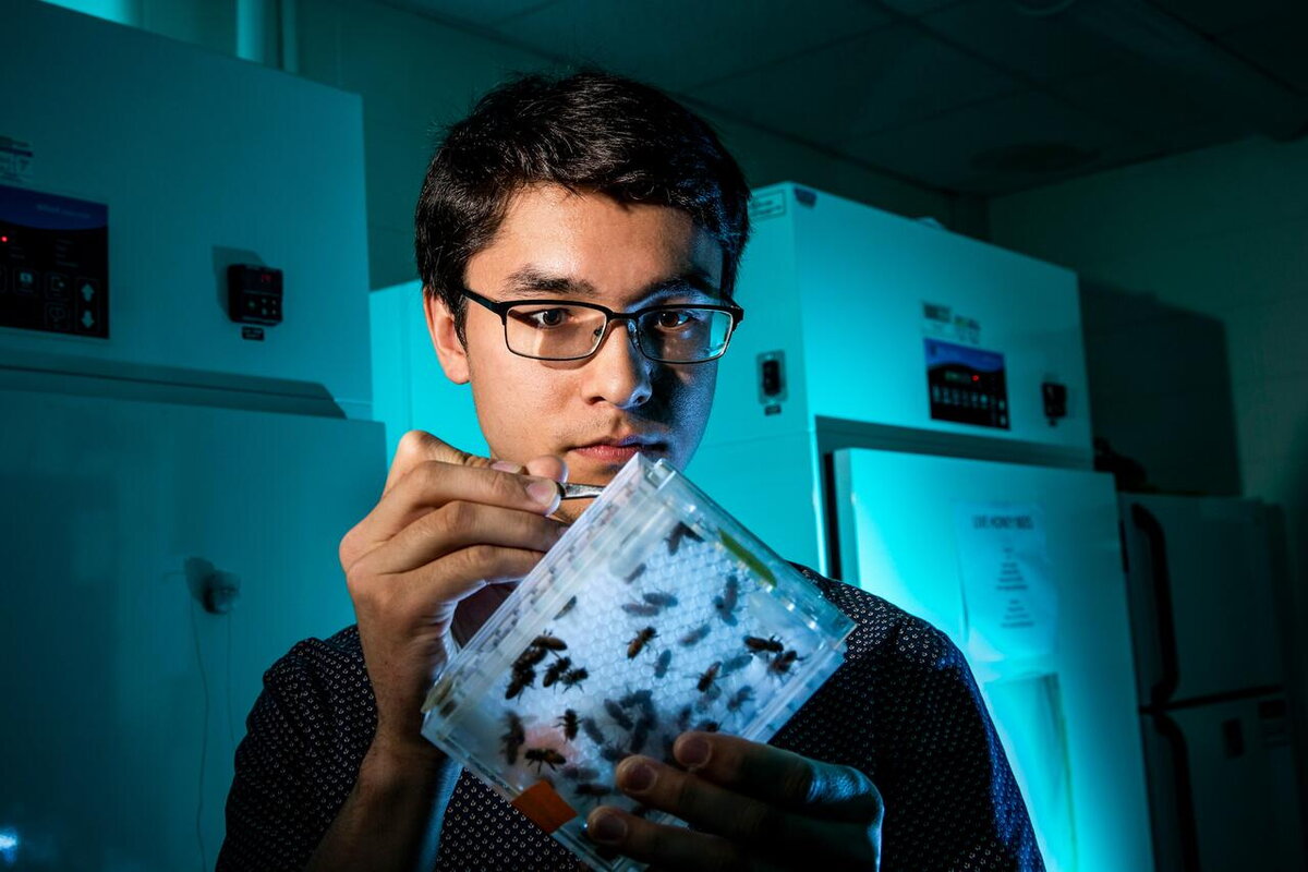 biology student in lab